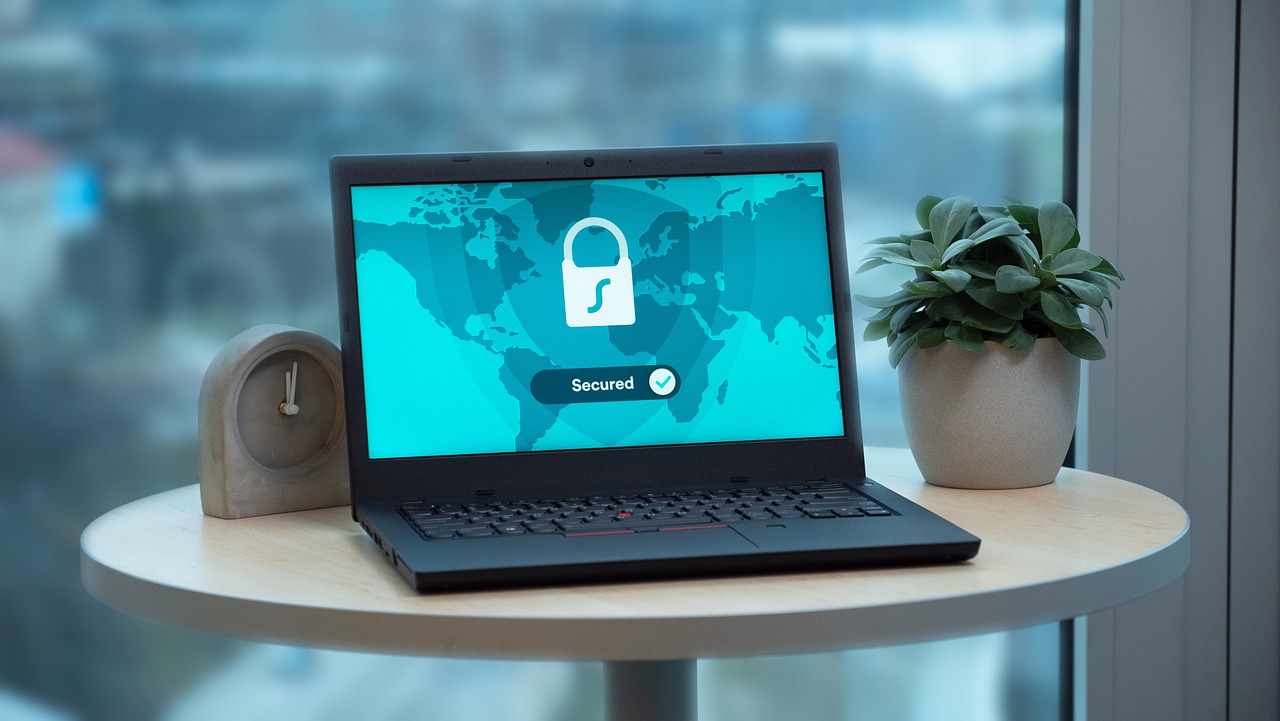 How to Maintain Safety in Online Relationships